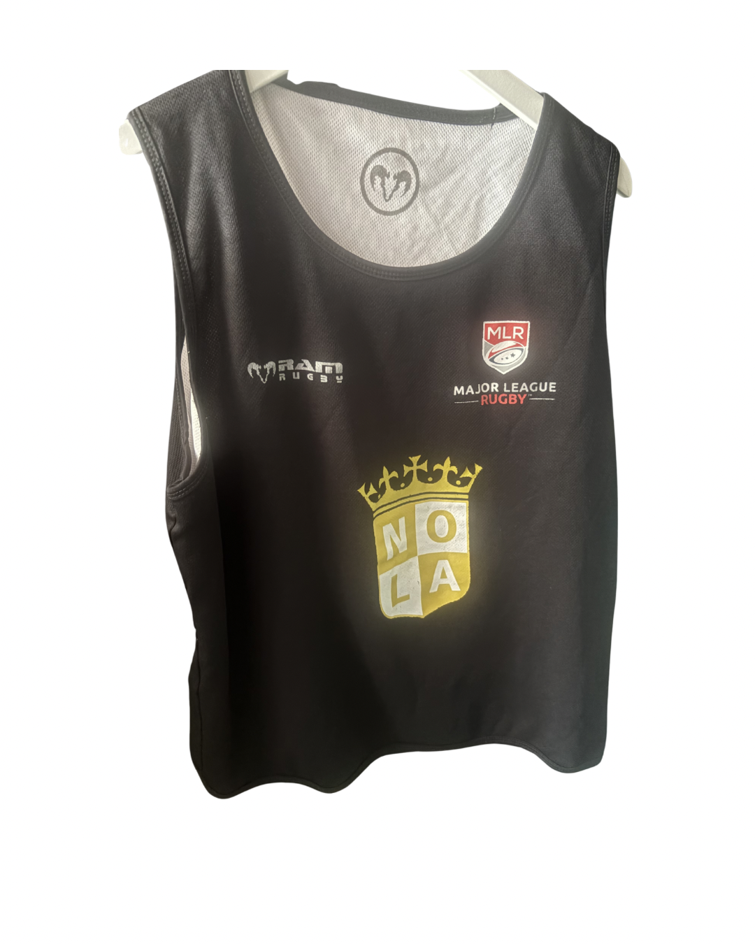 Reversible player worn bib